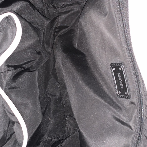 Nine West purse like new! No signs of wear at all - Picture 9 of 12